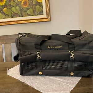 SAMSONITE Pet Carrier  19x12x11 Small Cat Dog Comfort Travel Bag Airline Aproved